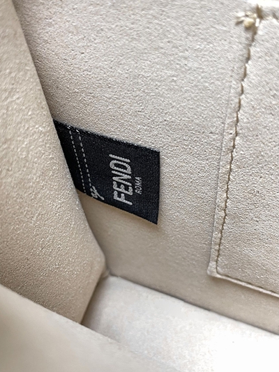 フェンディバッグ素材ディテール